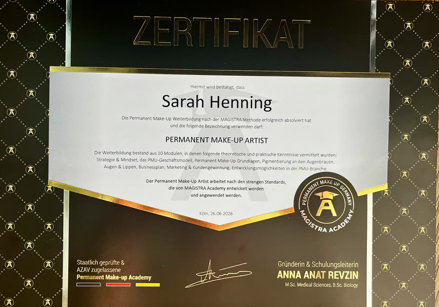 Zertifikat der Magistra Academy für Sarah Henning als Permanent Make-up Artist